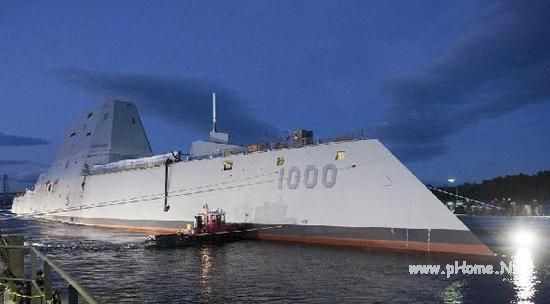 （朱姆沃爾特級驅(qū)逐艦首艦朱姆沃爾特號）